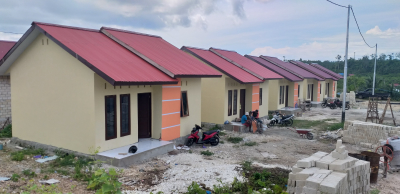 foto posisi tengah perumahan Griya Mandouw Indah 1
