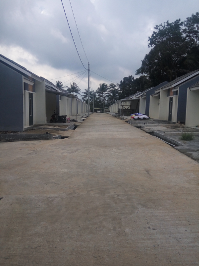 foto posisi tengah perumahan YUDISTIRA REGENCY 2