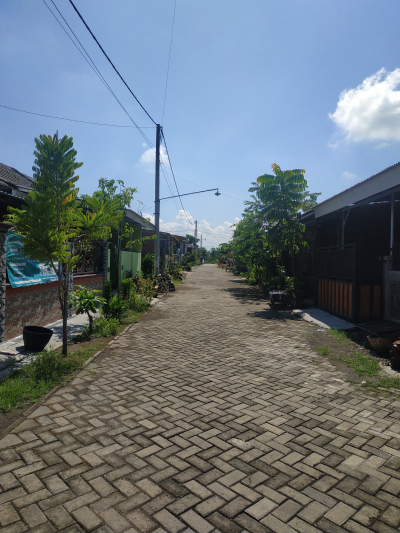 foto posisi tengah perumahan Pessona Wirolegi