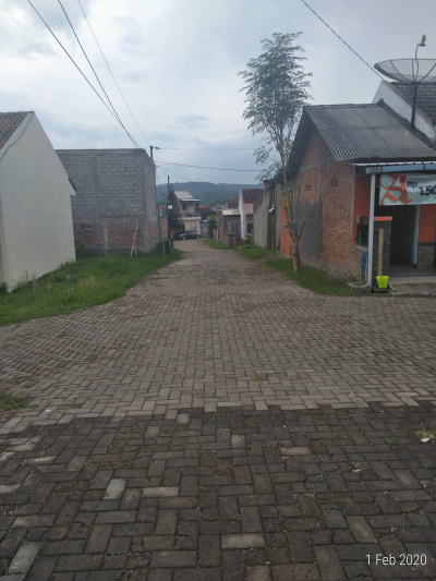 foto posisi tengah perumahan Graha Doplang Mas