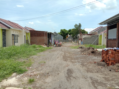 foto posisi tengah perumahan PONDOK MUTIARA REGENCY