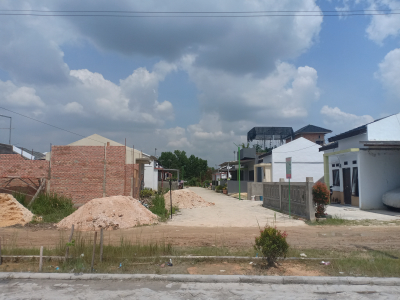 foto posisi tengah perumahan PURI INDAH KUALU