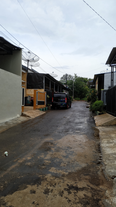 foto posisi tengah perumahan TAMAN LURAGUNG LESTARI