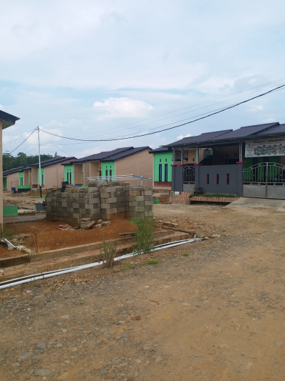 foto posisi tengah perumahan Anugrah Regency 3