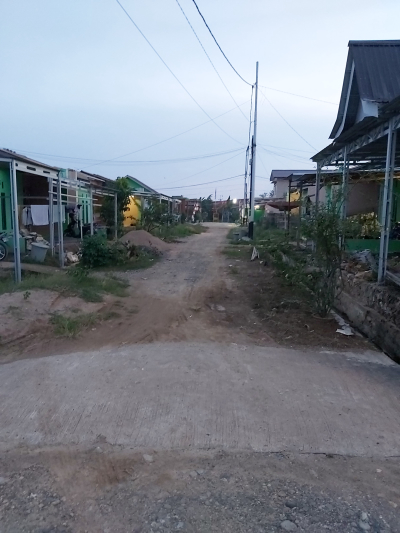 foto posisi tengah perumahan ANUGRAH REGENCY 2