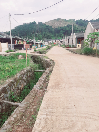 foto posisi tengah perumahan Grand Cendana Residence