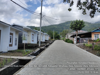 foto posisi tengah perumahan HOMELAND RESIDENCE