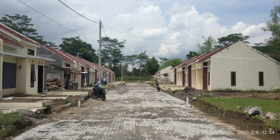 foto posisi tengah perumahan Rajawali Land