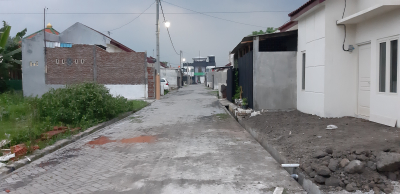 foto posisi tengah perumahan GRIYA CILIWUNG 2