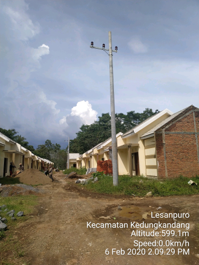 foto posisi tengah perumahan RICH GARDEN REGENCY