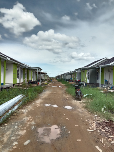 foto posisi tengah perumahan THE GREEN RAHAYU 2