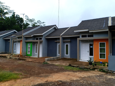 foto posisi tengah perumahan Bumi Utama Wijaya