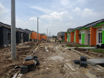 foto posisi tengah perumahan SATRIA MEKAR RAYA RESIDENCE
