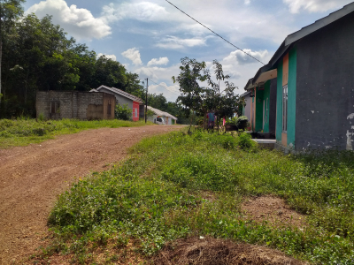 foto posisi tengah perumahan ARA. VILLAGE