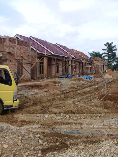 foto posisi tengah perumahan PILADANG GREEN VIEW
