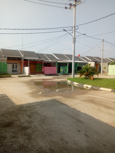 foto posisi tengah perumahan Griya Family 3 Cikarang