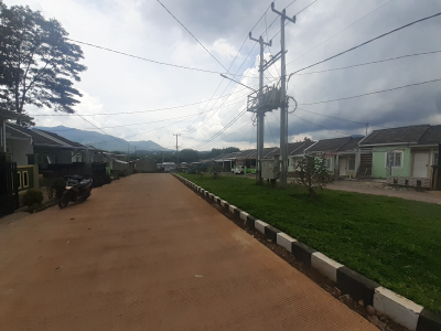 foto posisi tengah perumahan PANORAMA HEGARMANAH