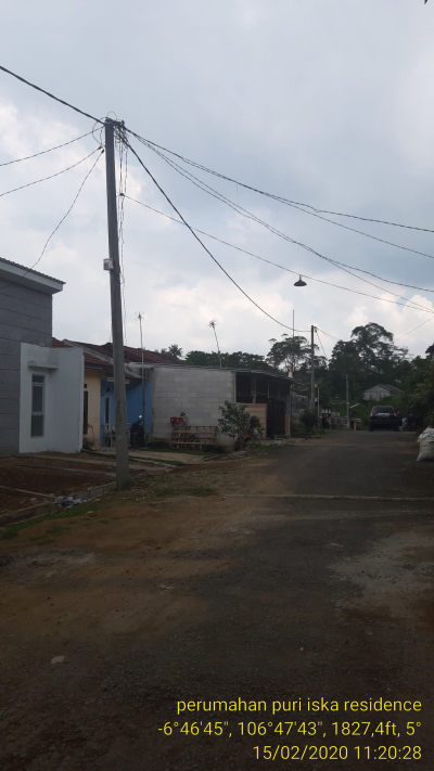 foto posisi tengah perumahan Puri iska residence