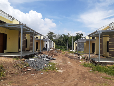 foto posisi tengah perumahan GRAHA NIRWANA RESIDENCE