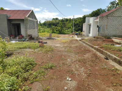 foto posisi tengah perumahan Teluk Keminte Regency