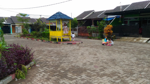 foto posisi tengah perumahan Alam Sanggar Indah
