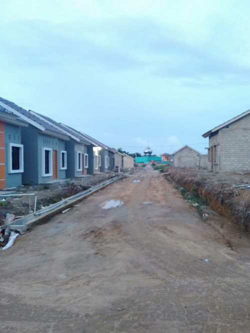 foto posisi tengah perumahan HARVEST RESIDENCE 1