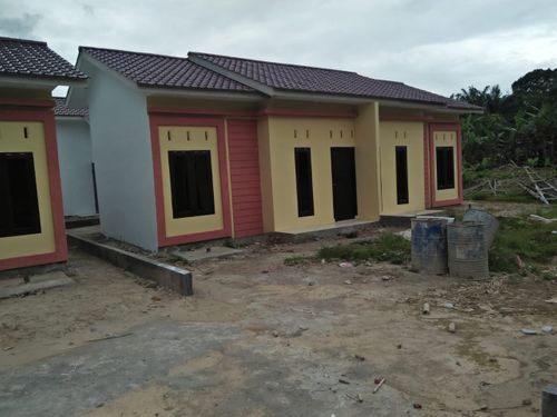 foto posisi tengah perumahan Istiqomah Residence