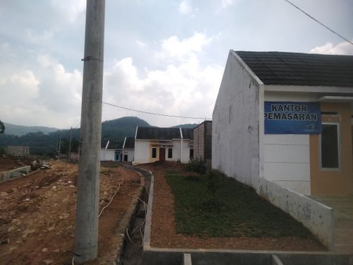 foto posisi tengah perumahan Bumi Mutiara Asri