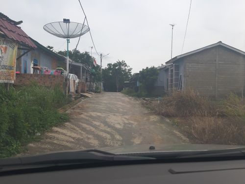 foto posisi tengah perumahan PALEM PRABUJAYA 1