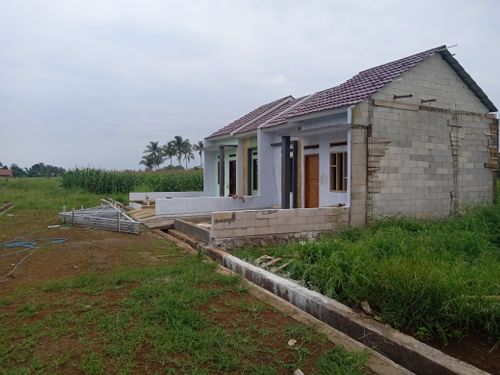foto posisi tengah perumahan Bumi Elok Cikoneng