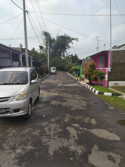 foto posisi tengah perumahan GRAHA PESONA HALIMPU