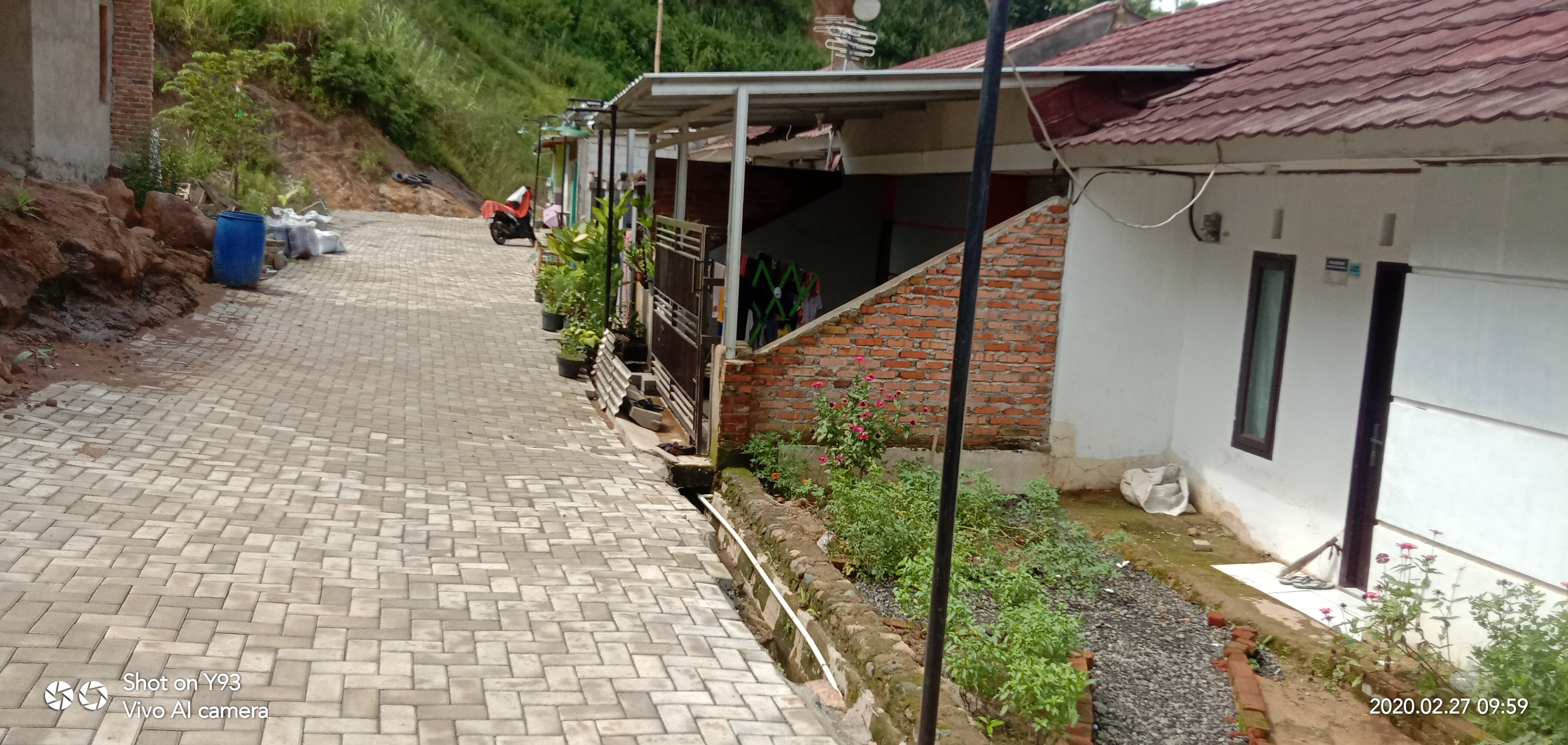 foto posisi tengah perumahan CAHAYA PATARUMAN ZARINDAH