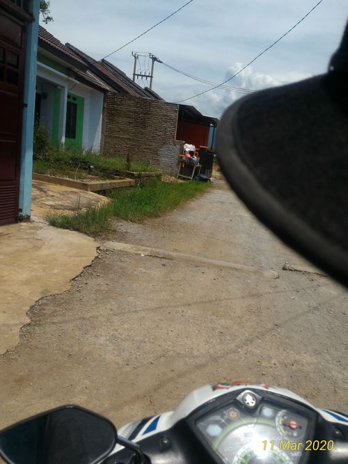 foto posisi tengah perumahan Bumi waluya asri