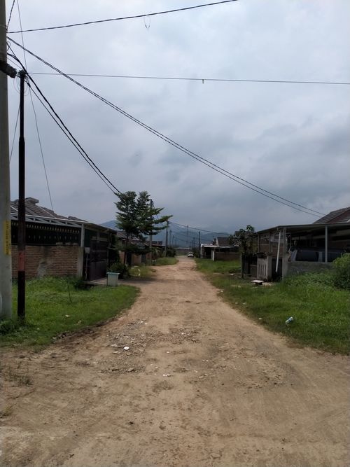 foto posisi tengah perumahan PONDOK SUKASARI ASRI