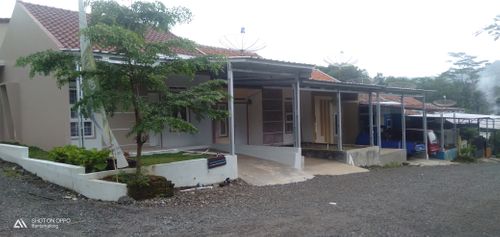 foto posisi tengah perumahan Griya Parhon Regency