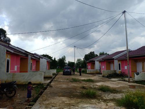 foto posisi tengah perumahan Griya Merah Delima