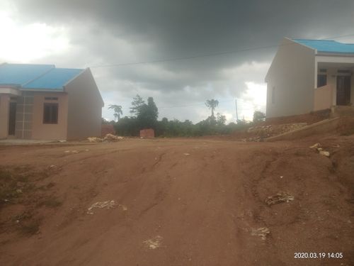 foto posisi tengah perumahan Bukit Bahtera Papua Mandiri