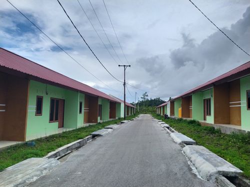 foto posisi tengah perumahan PERUMAHAN ARTAMAKMUR REGENCY