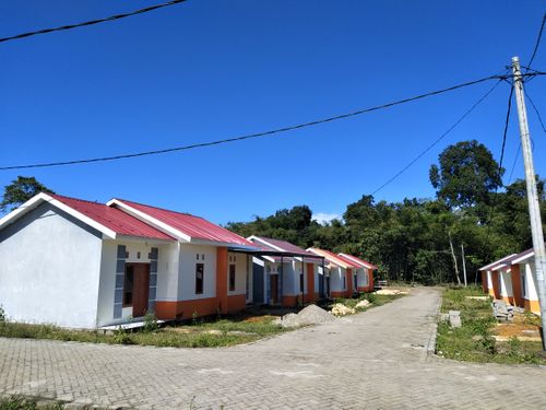 foto posisi tengah perumahan BONE CIPTA LESTARI