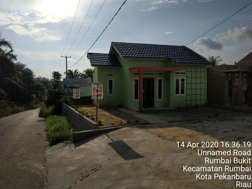 foto posisi tengah perumahan PERUMAHAN ALMEERA PERDANA