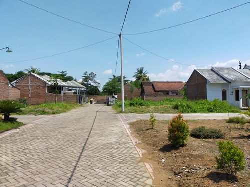 foto posisi tengah perumahan KADEMANGAN UTAMA RESIDENCE