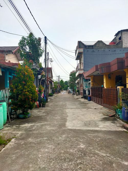 foto posisi tengah perumahan CIBARUSAH INDAH 1