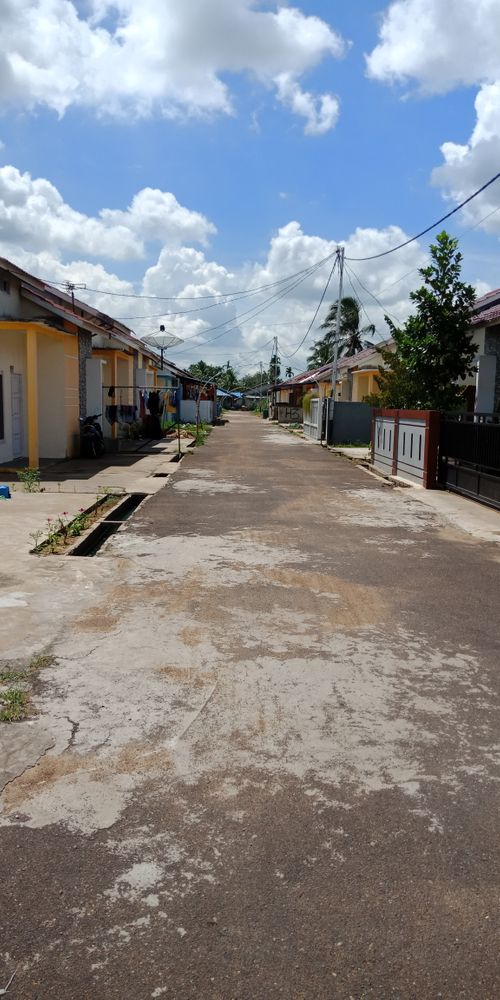 foto posisi tengah perumahan Perumahan parit pangeran indah 