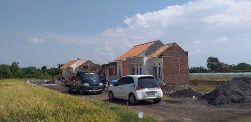 foto posisi tengah perumahan SUMBER WARU REGENCY