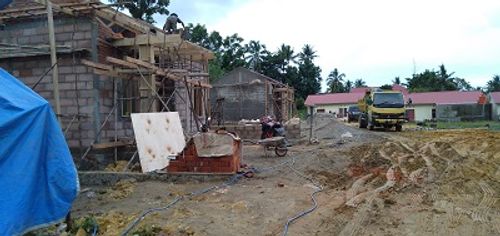 foto posisi tengah perumahan RANOMEETO PERMAI