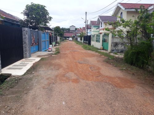 foto posisi tengah perumahan GRIYA BUMI LESTARI