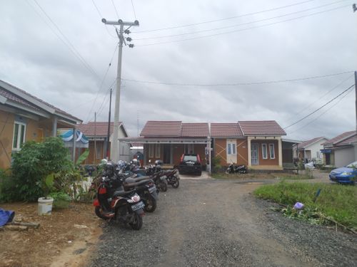 foto posisi tengah perumahan SHALLI MESSI REGENCY