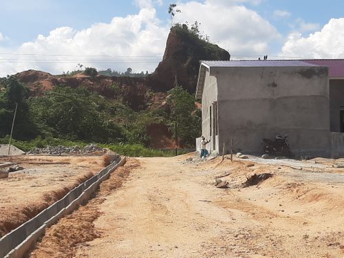 foto posisi tengah perumahan Harmoni Residence