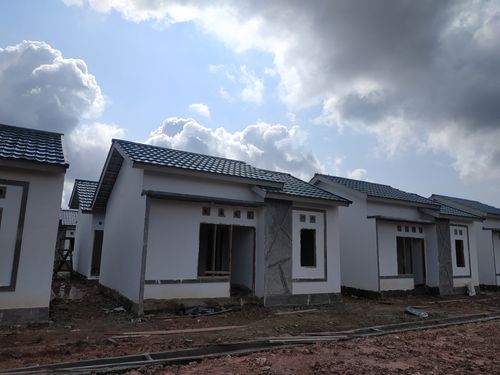 foto posisi tengah perumahan BUKIT INTAN RESIDENCE 2
