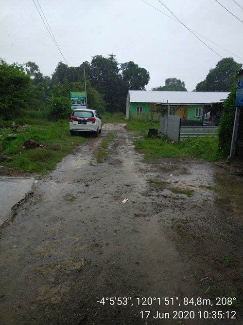 foto posisi tengah perumahan Sutera Indah Sengkang